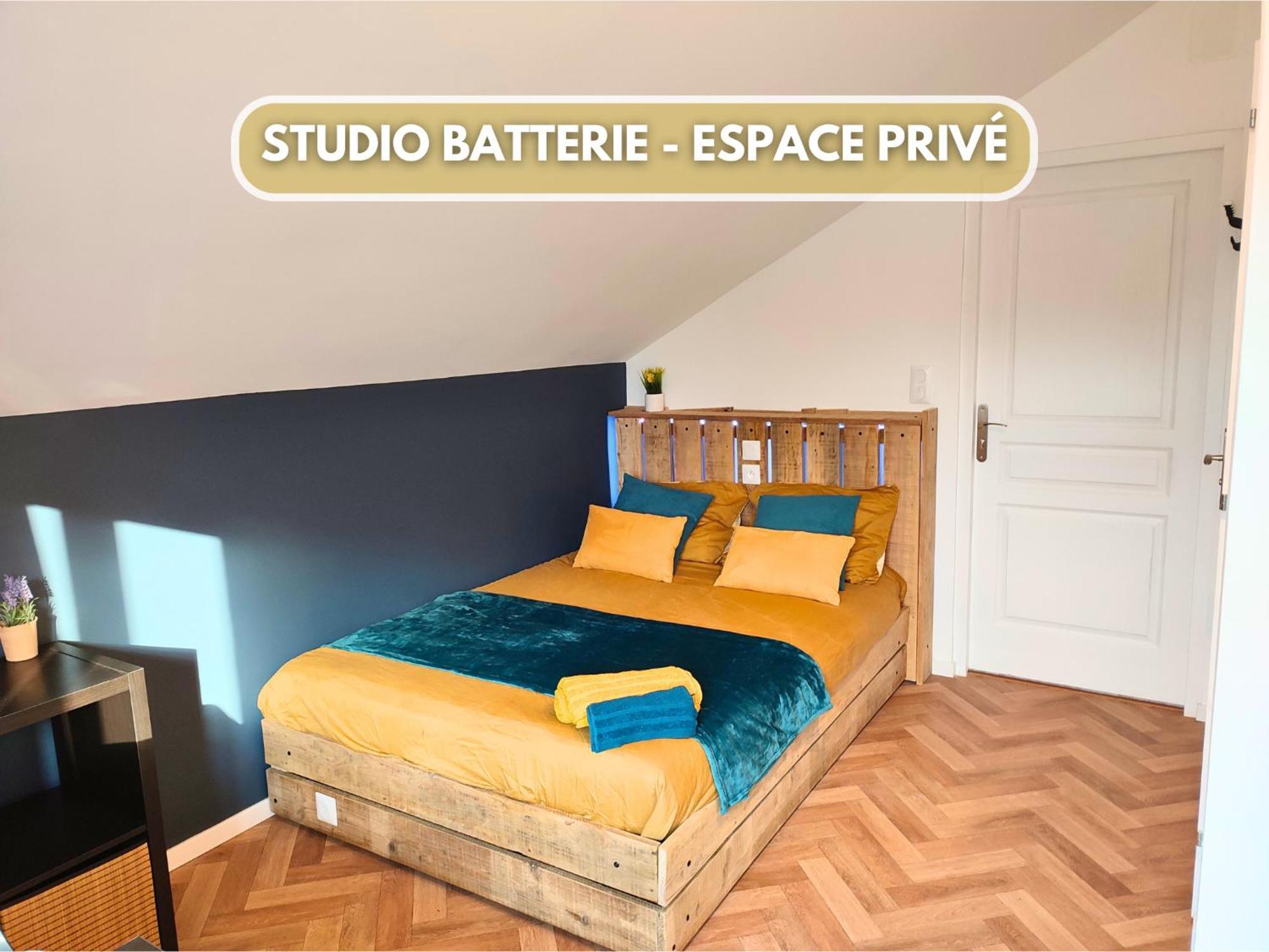 4 Studios - Musique En Champagne Chalons-en-Champagne Room photo